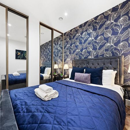 Modern One Bedroom Flat - Sleeps 5 -Near Heathrow - London Ub3 ภายนอก รูปภาพ