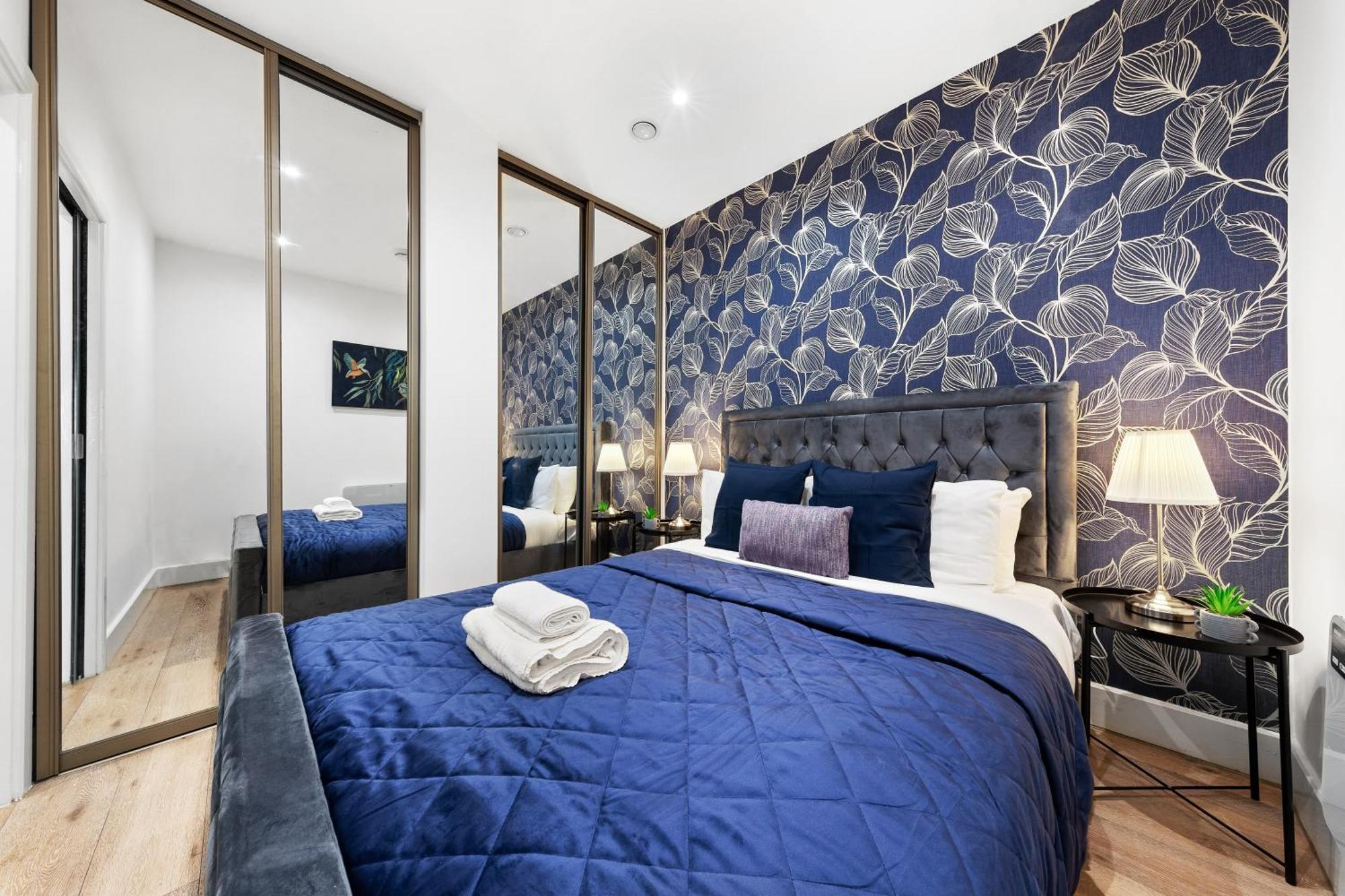 Modern One Bedroom Flat - Sleeps 5 -Near Heathrow - London Ub3 ภายนอก รูปภาพ