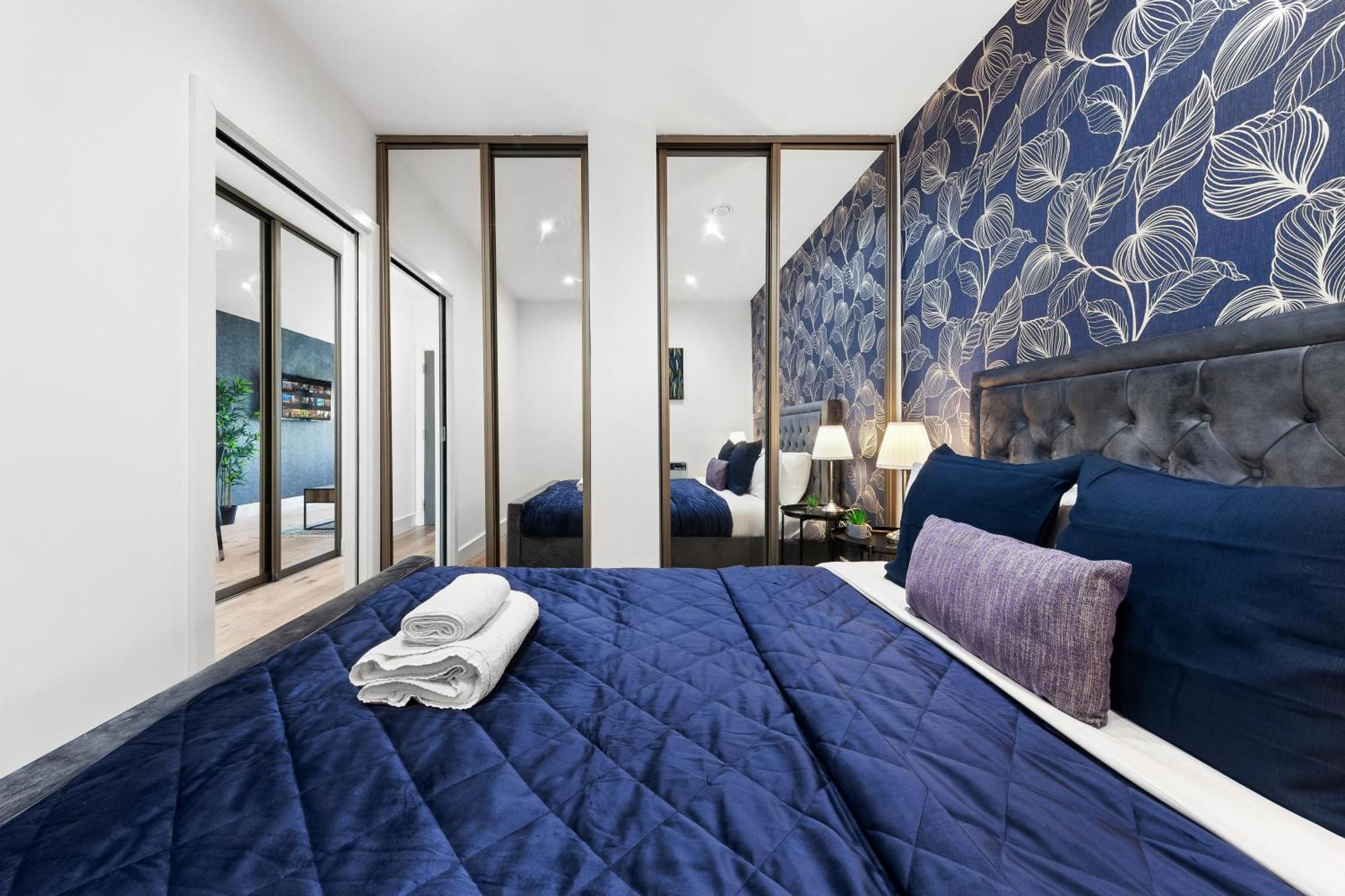 Modern One Bedroom Flat - Sleeps 5 -Near Heathrow - London Ub3 ภายนอก รูปภาพ